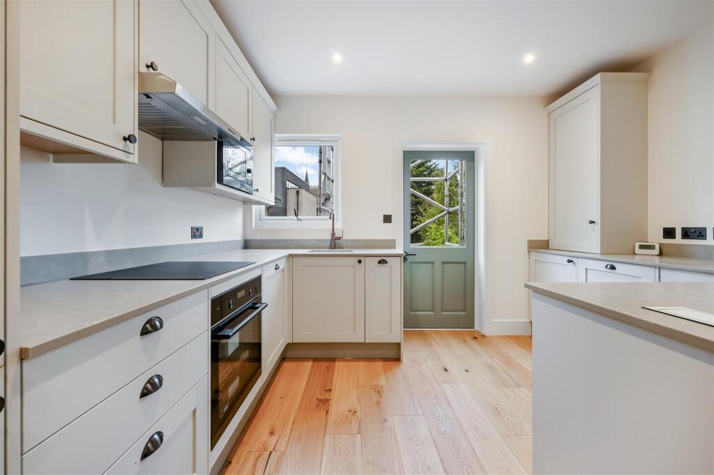 BRIDGES ROAD, 1A-16.jpg