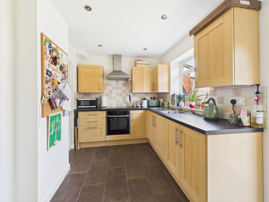 CAM05192G0-PR0043-STILL006