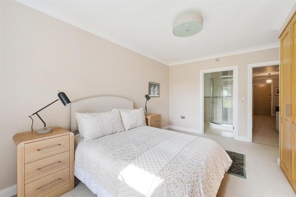 LONG ORCHARDS, FLAT 6 (9).jpg