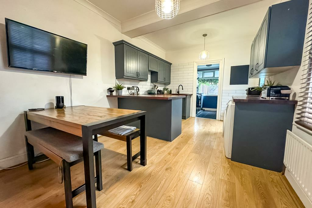 Kitchen/Breakfast Room