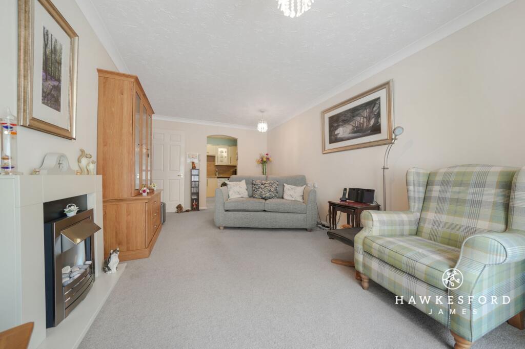 Barkers Court, Sittingbourne - Lounge/diner