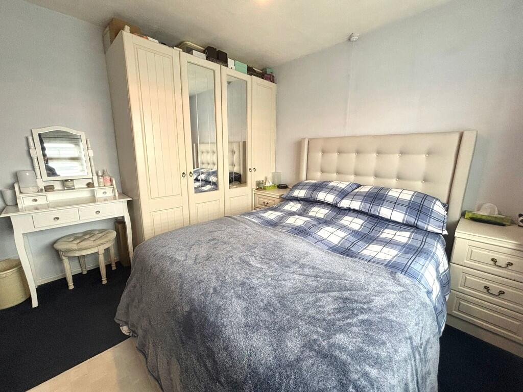 bedroom 1.
