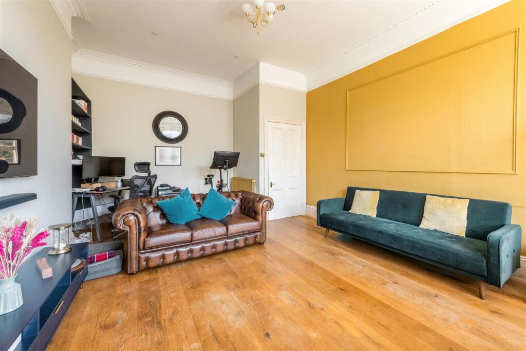 Flat 4, 30 First Avenue-17.jpg