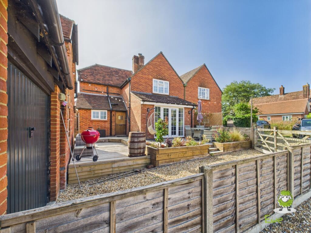 EweMove Basingstoke Estate Agents 17 Vyne Road 