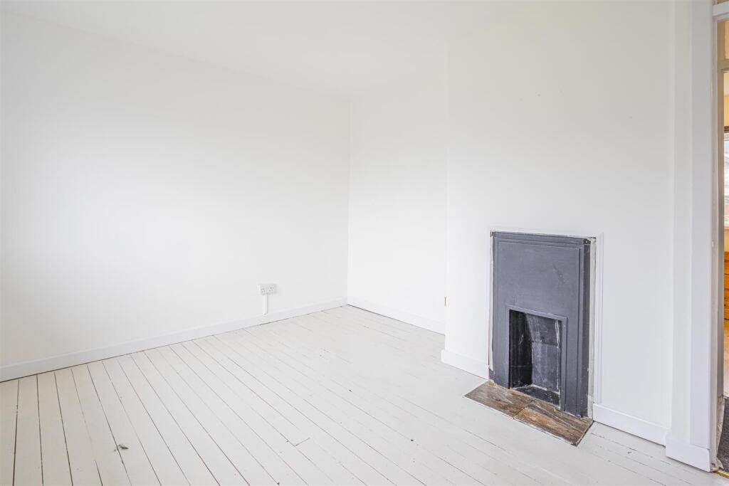 Heol Gwynno 47-16.jpg