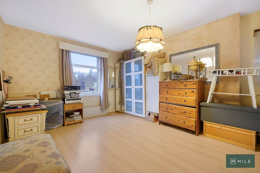 Flat B, 20 Lushin...