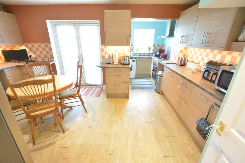 Fitted Kitchen/Diner