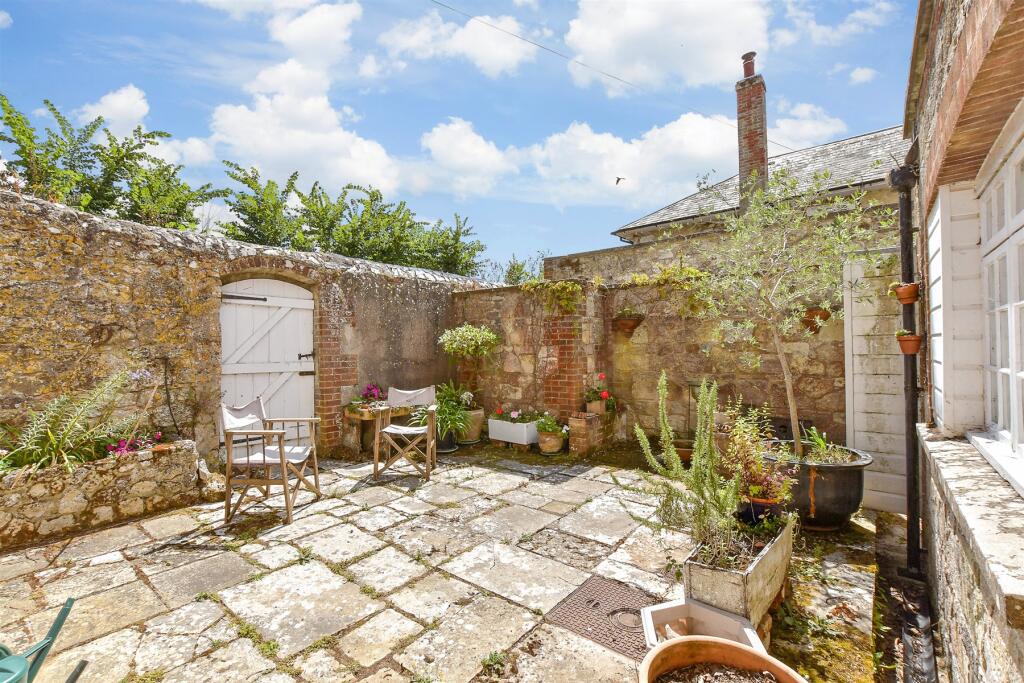 Courtyard Garden