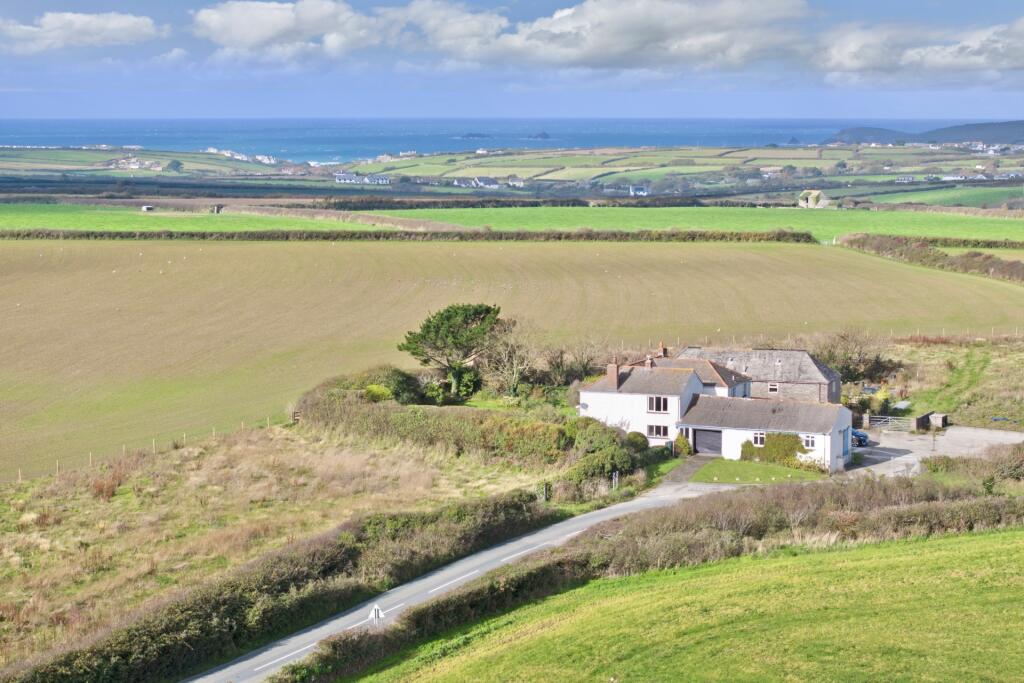 Tregolds Farmhouse, St. Merryn, PL28
