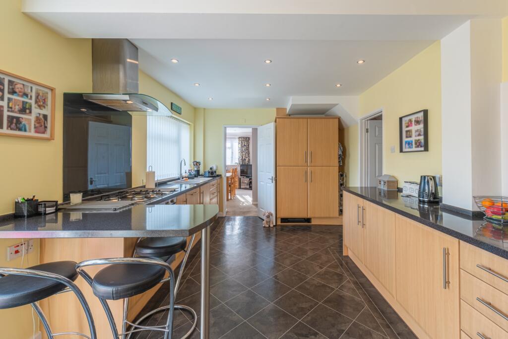 19 St Mary's Way (7)