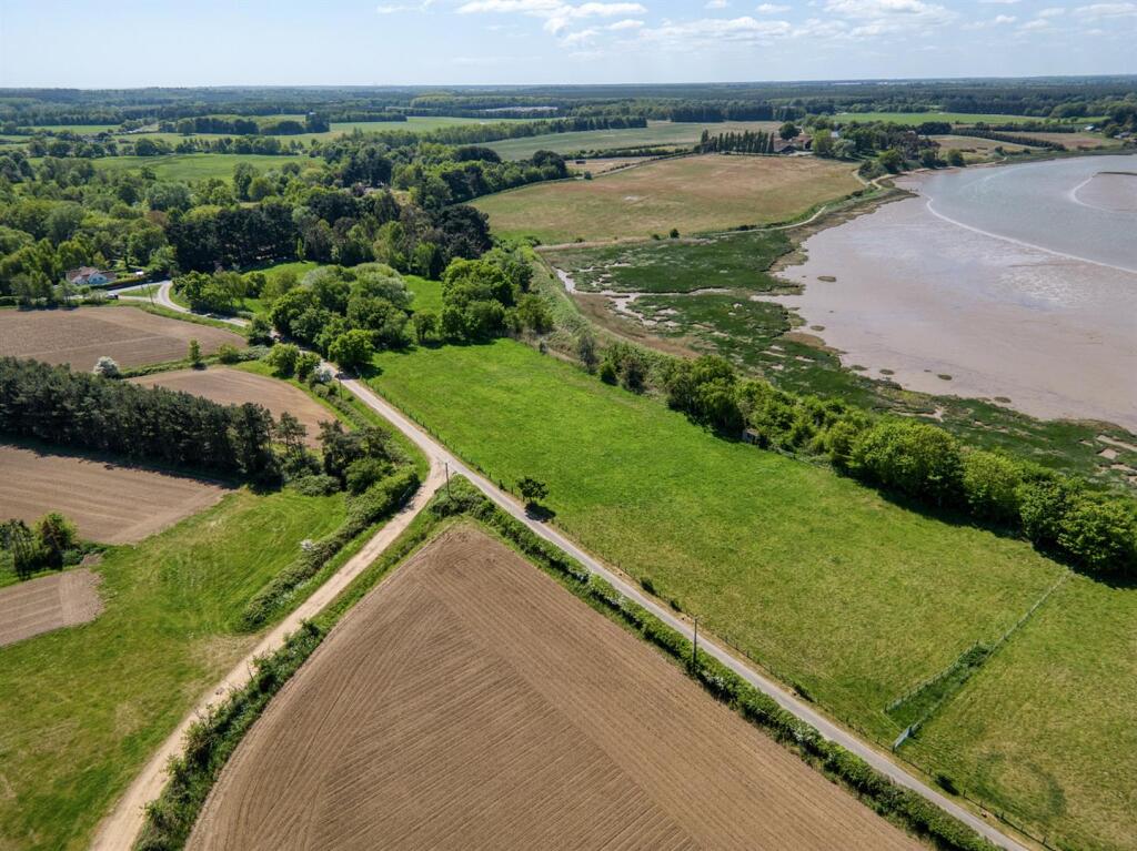 Peach House (17).jpg