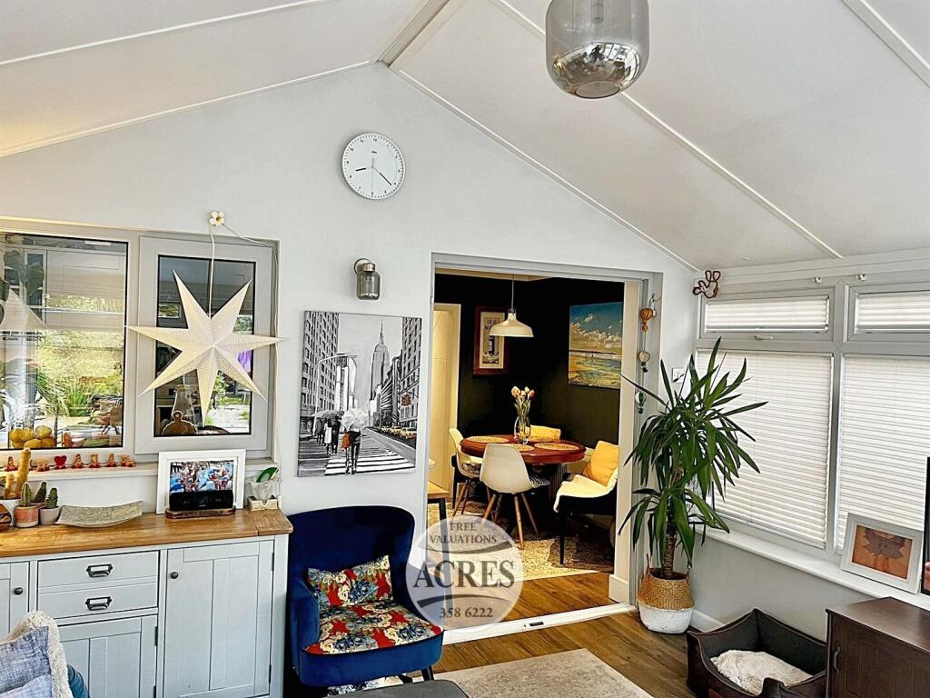 IMG_2024 (Large).jpg