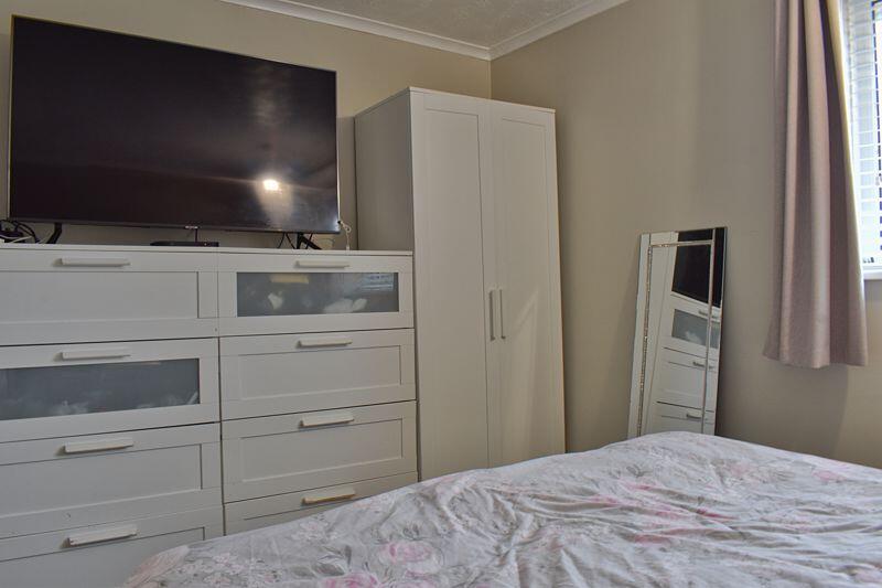 bed 1