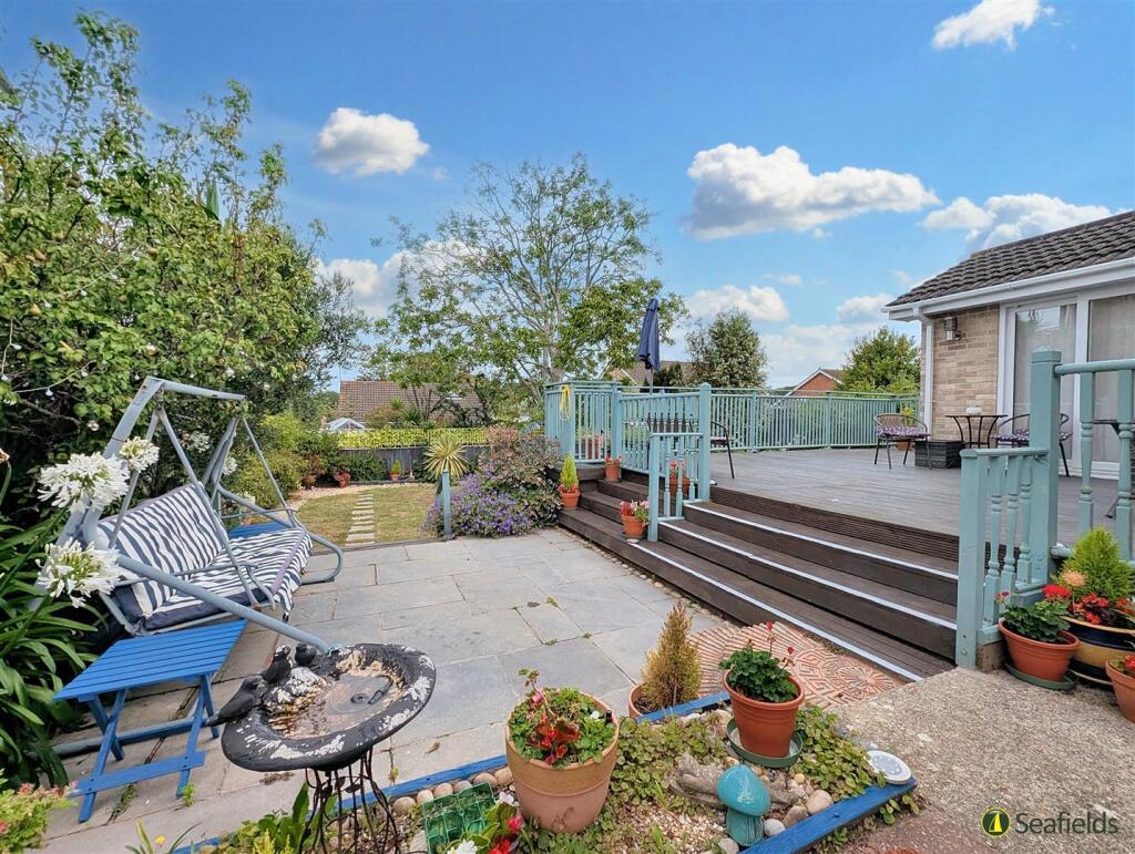 Rear Deck &amp; Patio