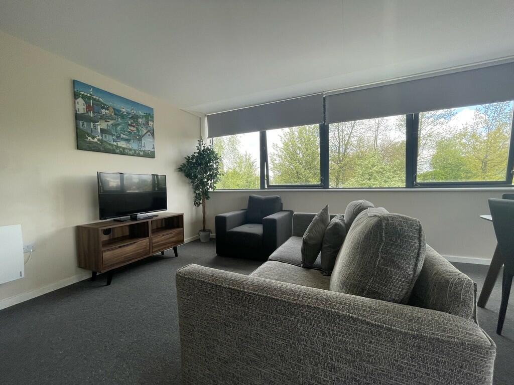 20 Sandringham Ho...