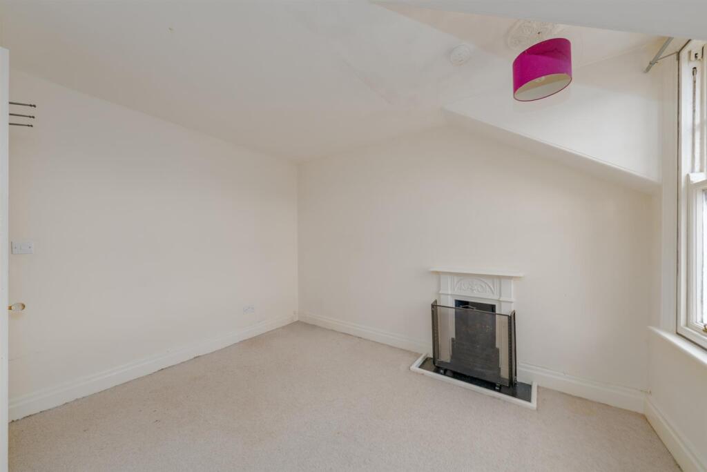 59 High Street Coldstream-15.jpg