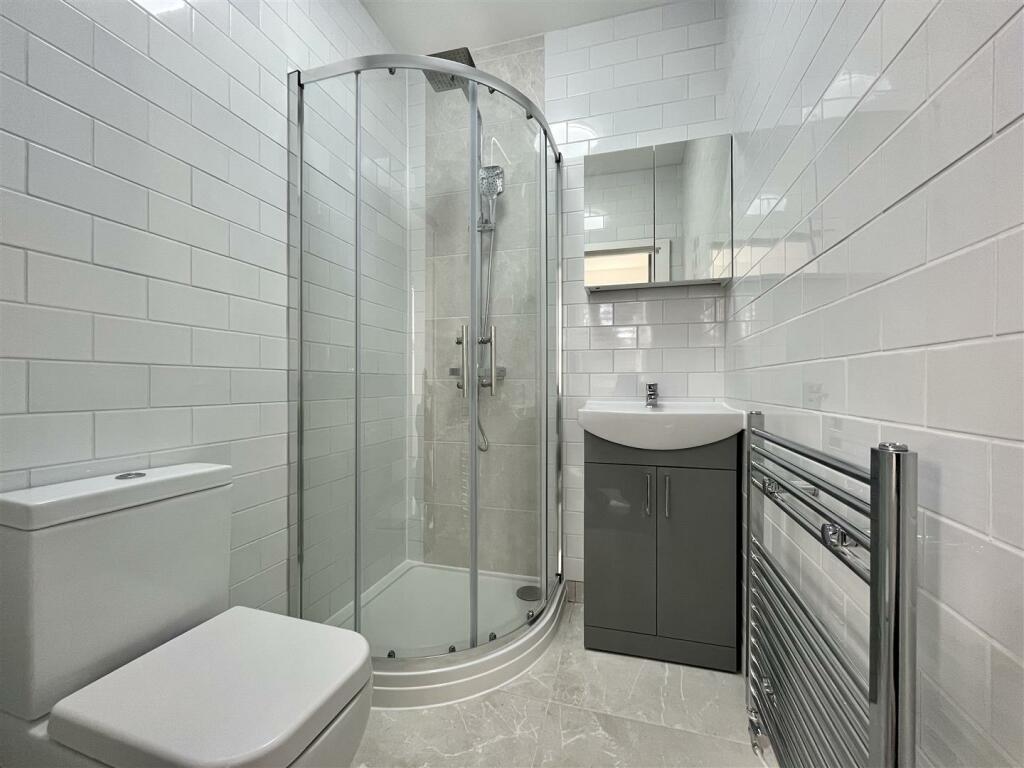 Bedroom 2 En Suite