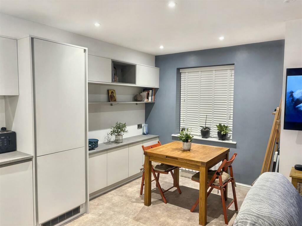 Kitchen Aspect 4