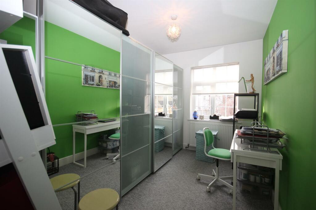 BEDROOM 3