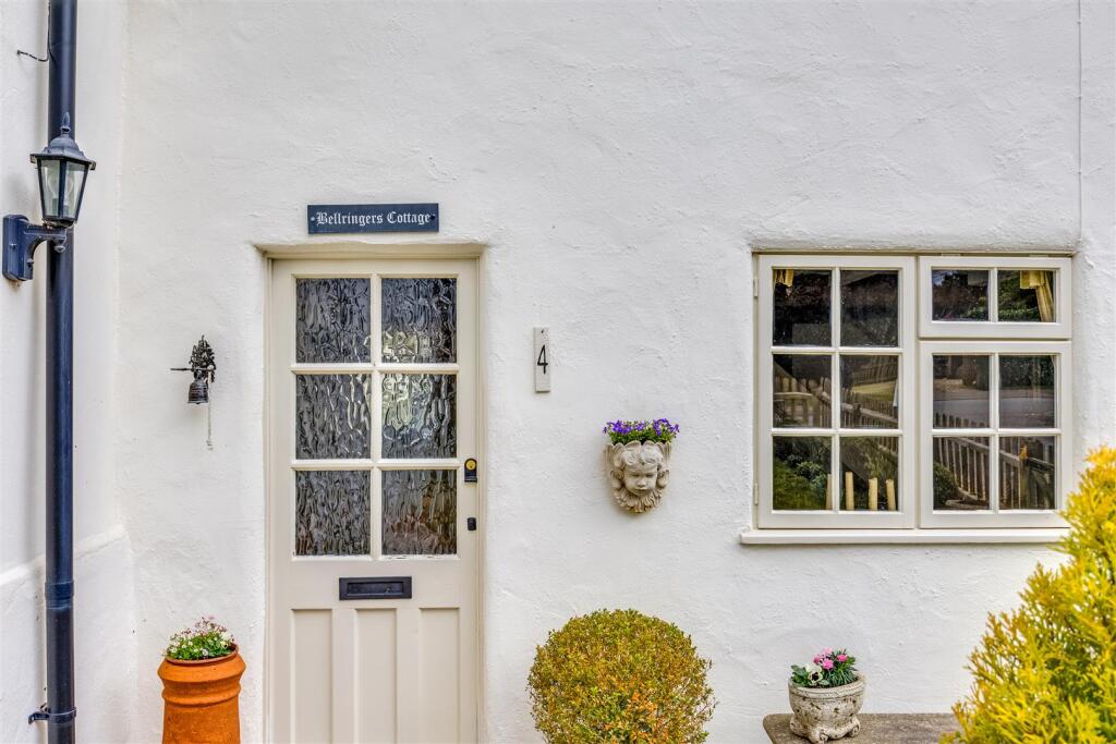 Thorncote Road 4-36.jpg