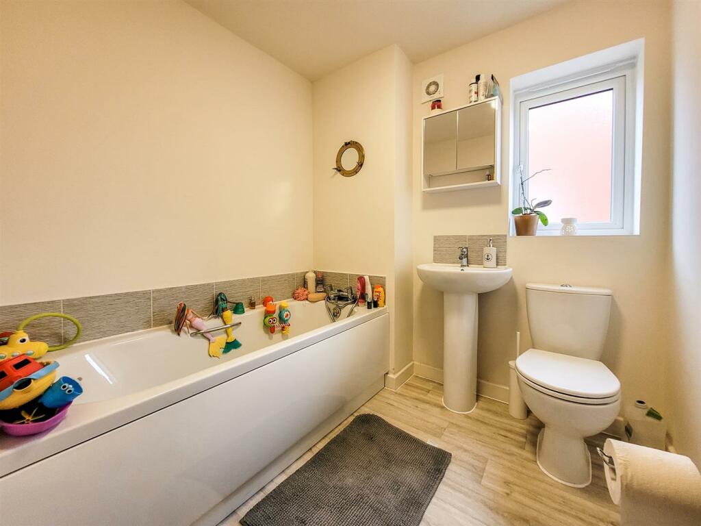 Family bathroom