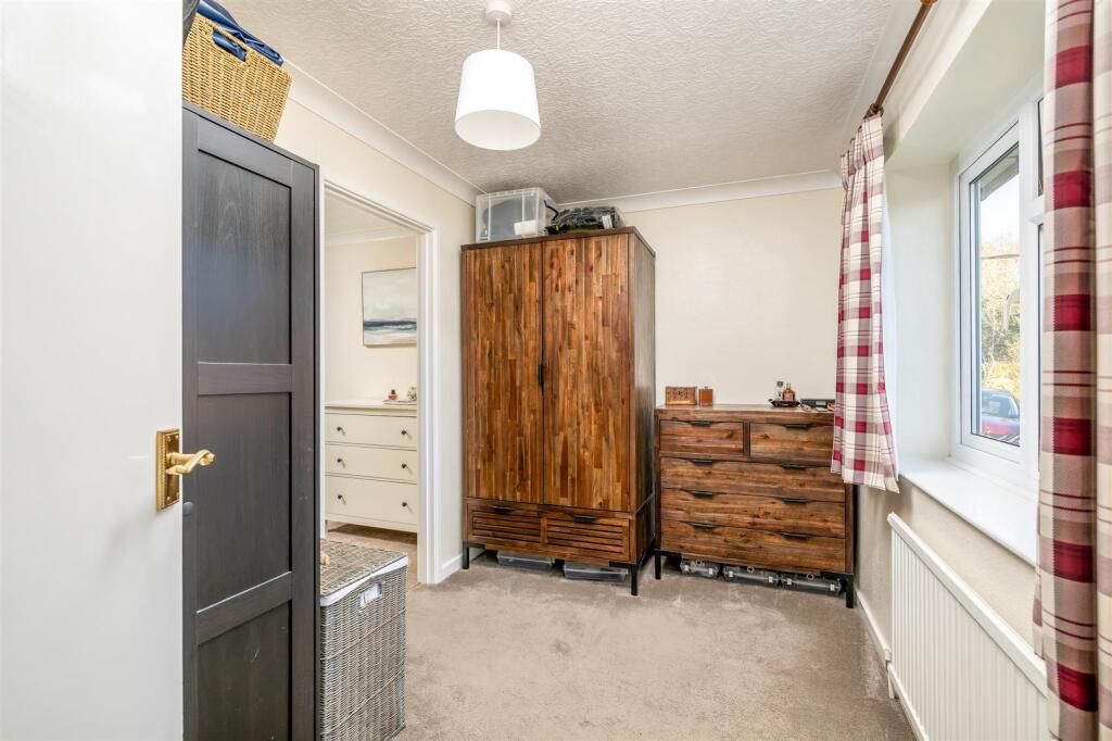 251130 - 36 Cleat Hill, Bedford - 26.jpg