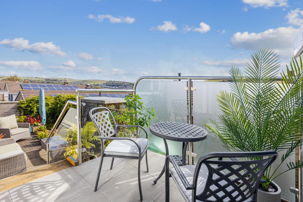 10 Side Terrace 33 Churchfields, Dartmouth - 25091