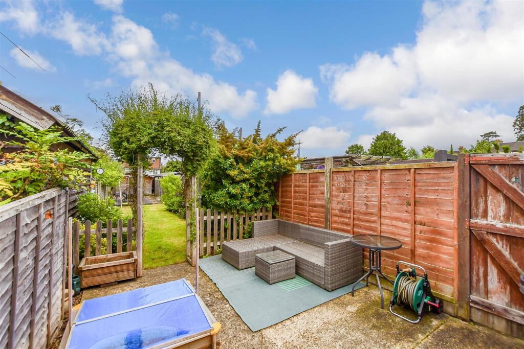 External Lifestyle Photograph