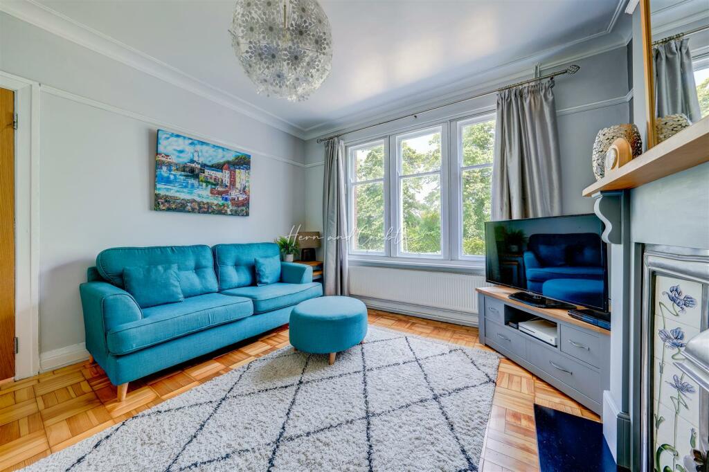 Lake Road West, Roath Park, HernCrabtree (25).jpg