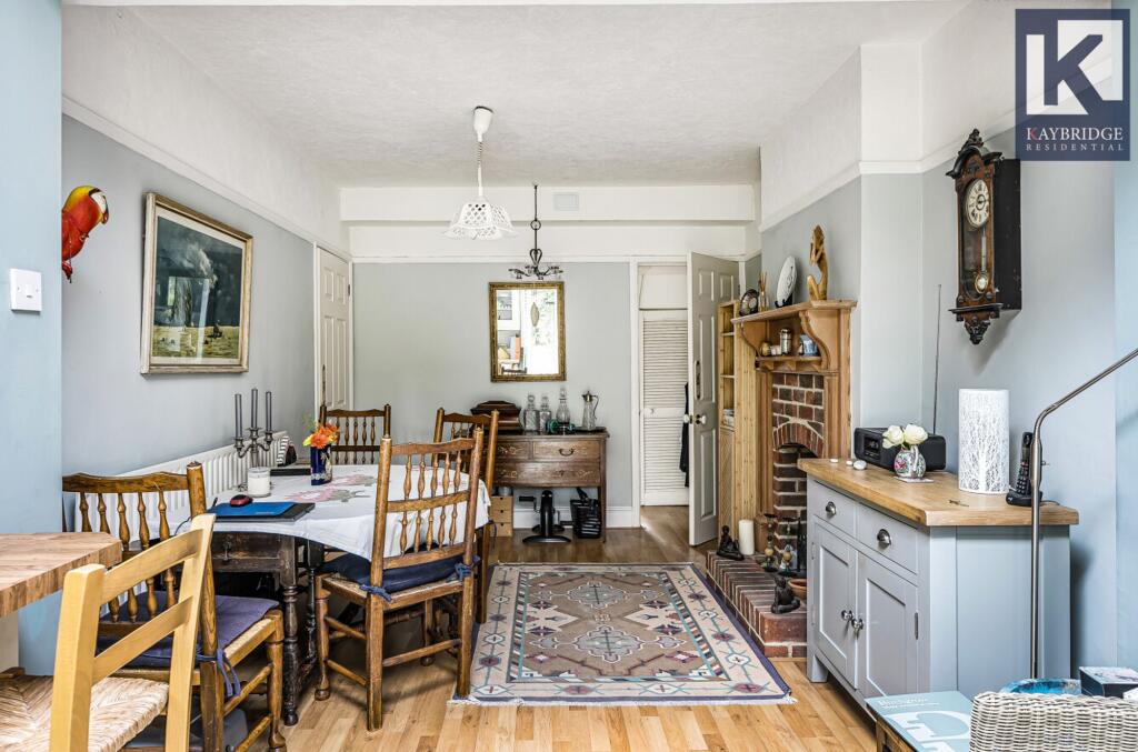 Elm Road, Epsom - KT17 2EU