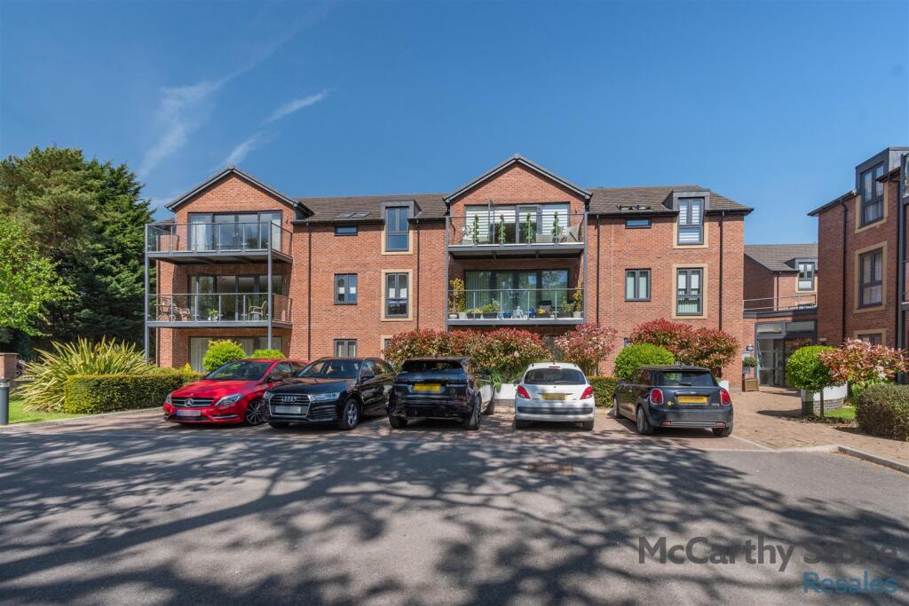 8646880-exterior06.jpg