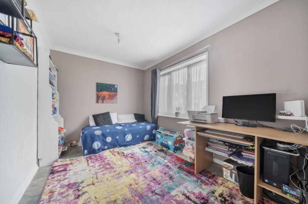 1302713-11-6839bd8dd6255