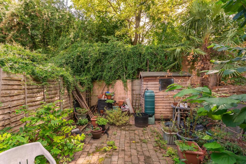 2B2REN - External C.jpg