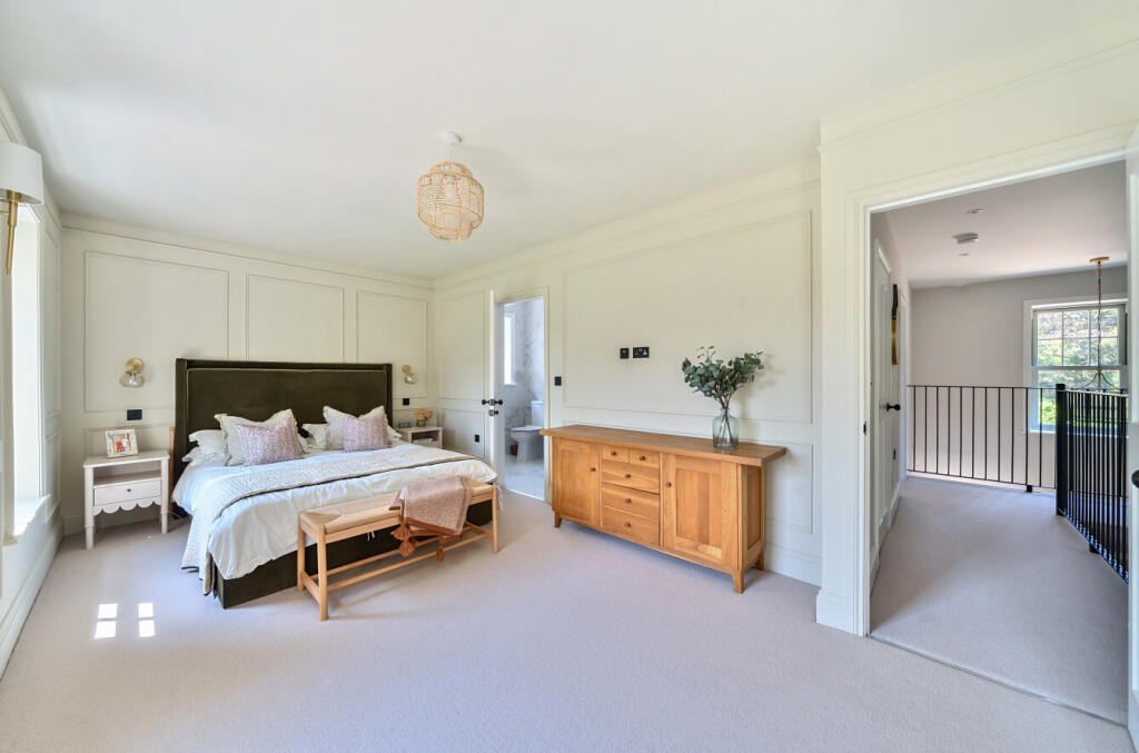 1311532-19-685407...