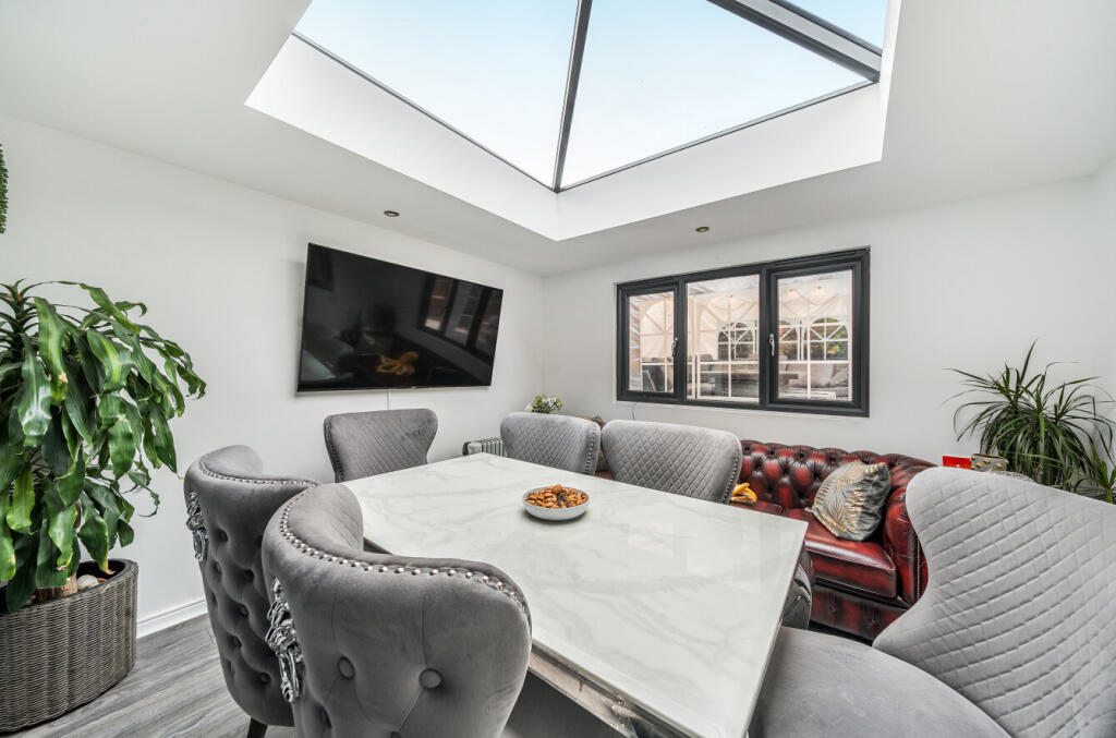 1365492-15-68f157...