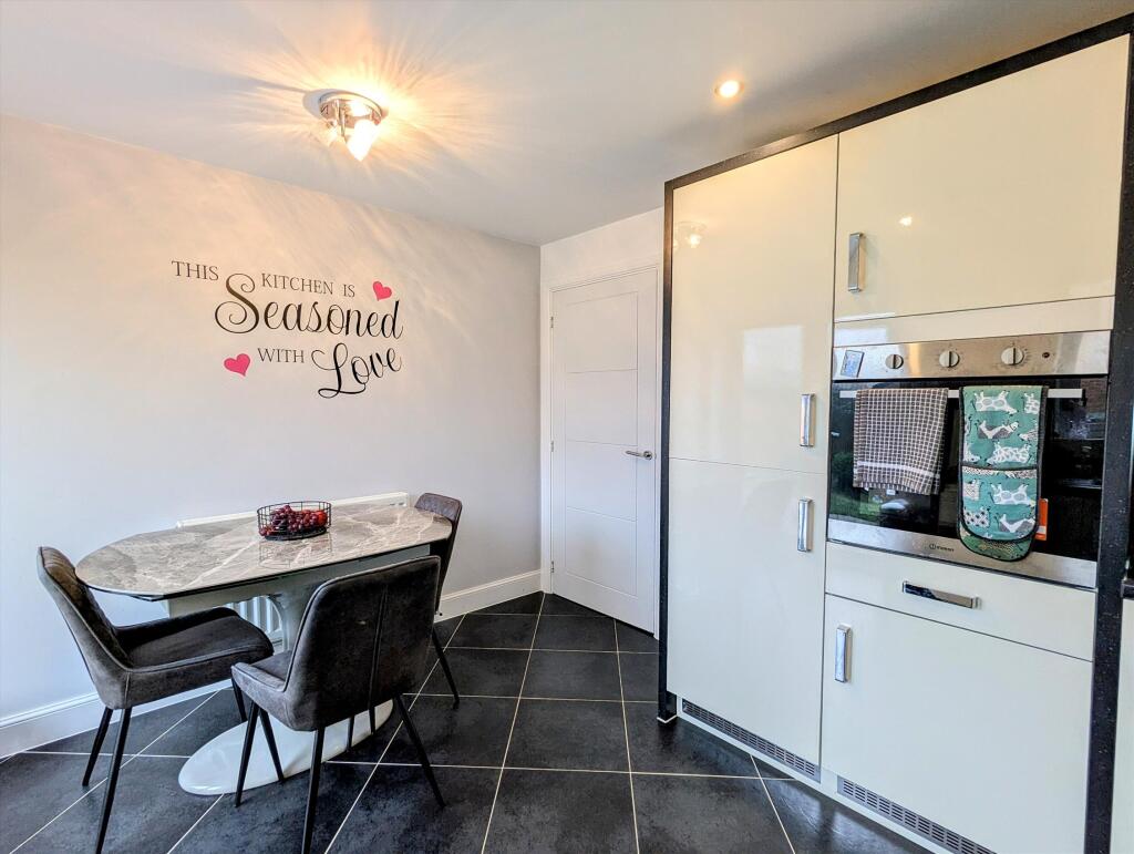 Kitchen 3