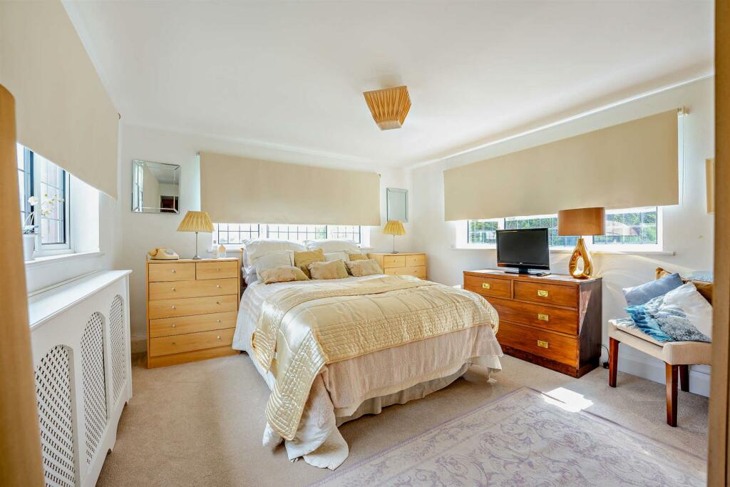 8558862-interior01-800.jpg
