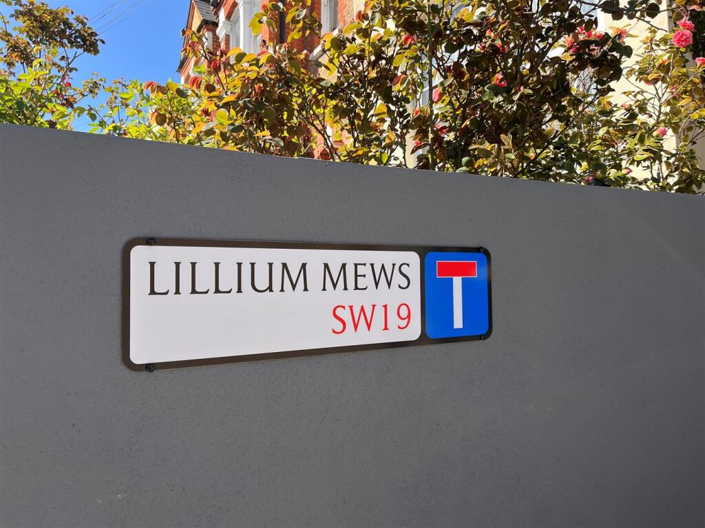 Lillium Mews.jpg