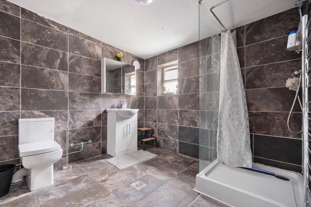 BEDROOMS AND BATHROOMS
