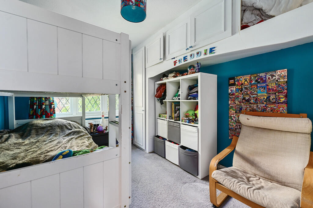 38 Quebec Gardens...