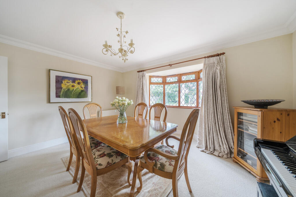 1313877-5-686e9f0...