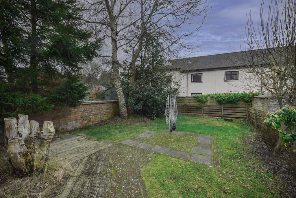 28 Cross Street, ...