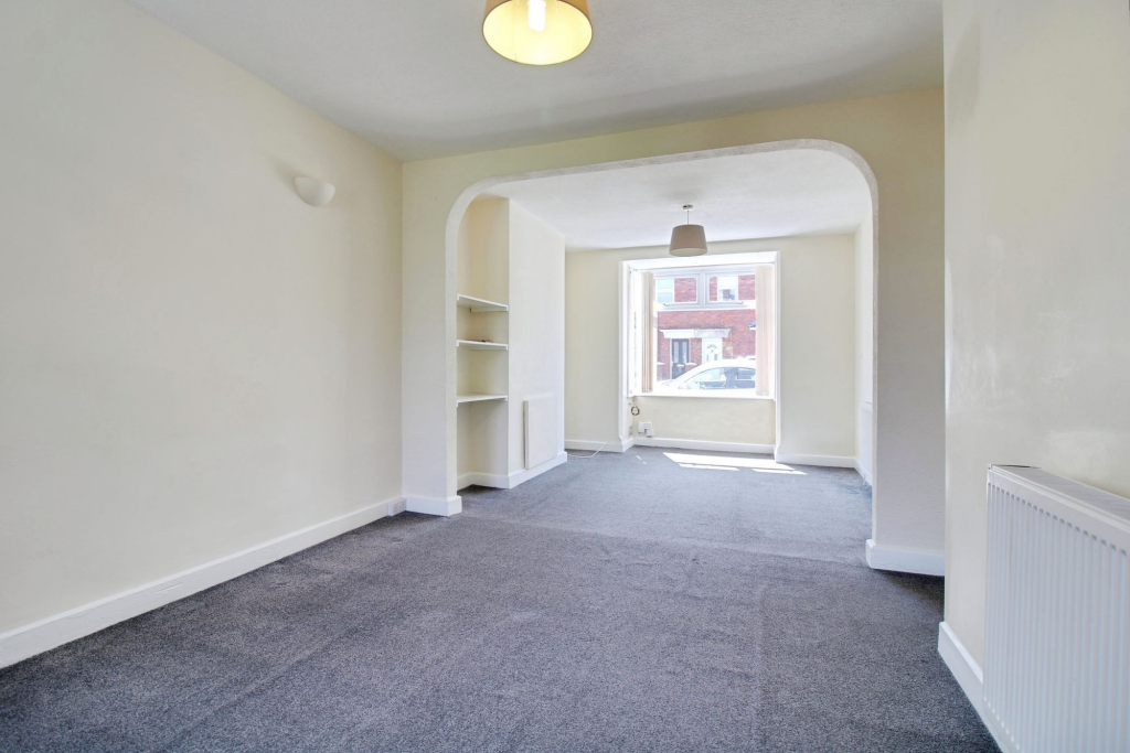 Living &amp; Dining Room