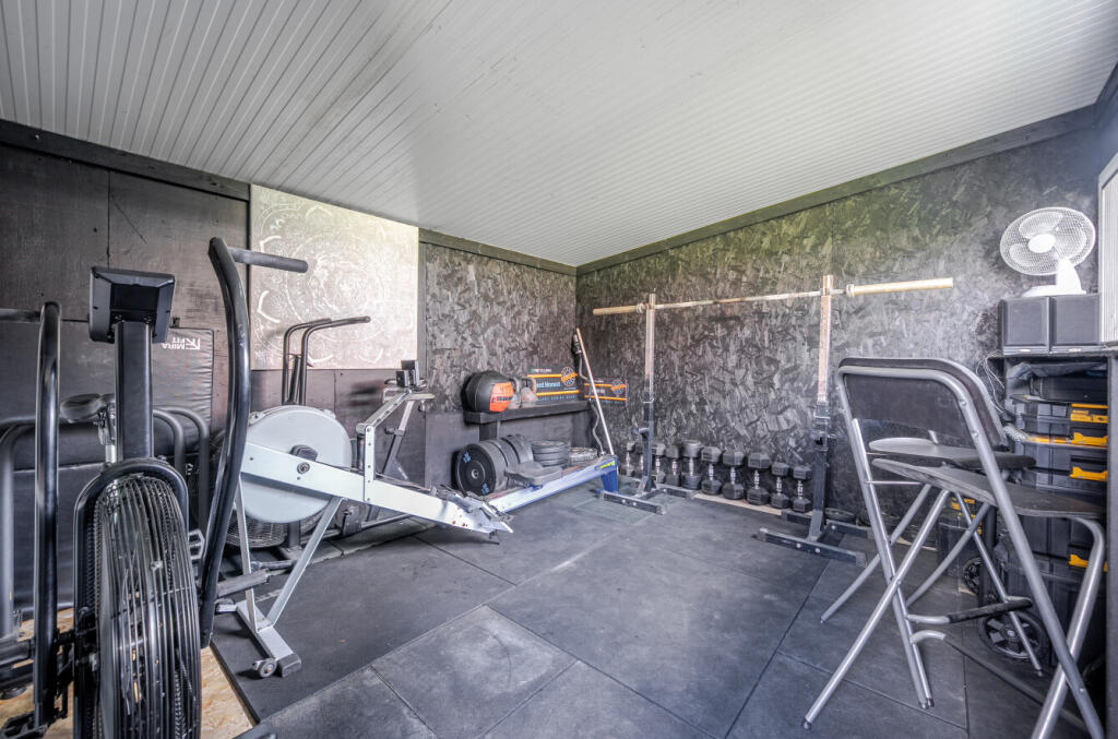 1325603-3-686fd28...