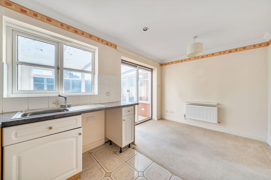 Old School Place,Lingfield,RH7 6AS