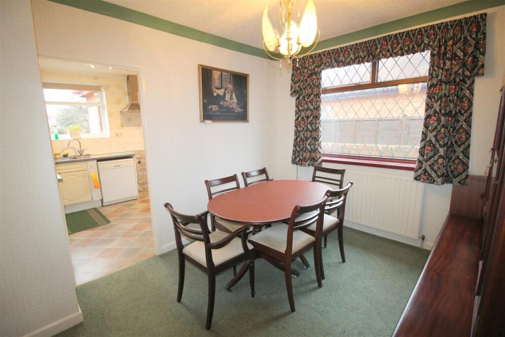 Crosland Road, 39, dining room.JPG