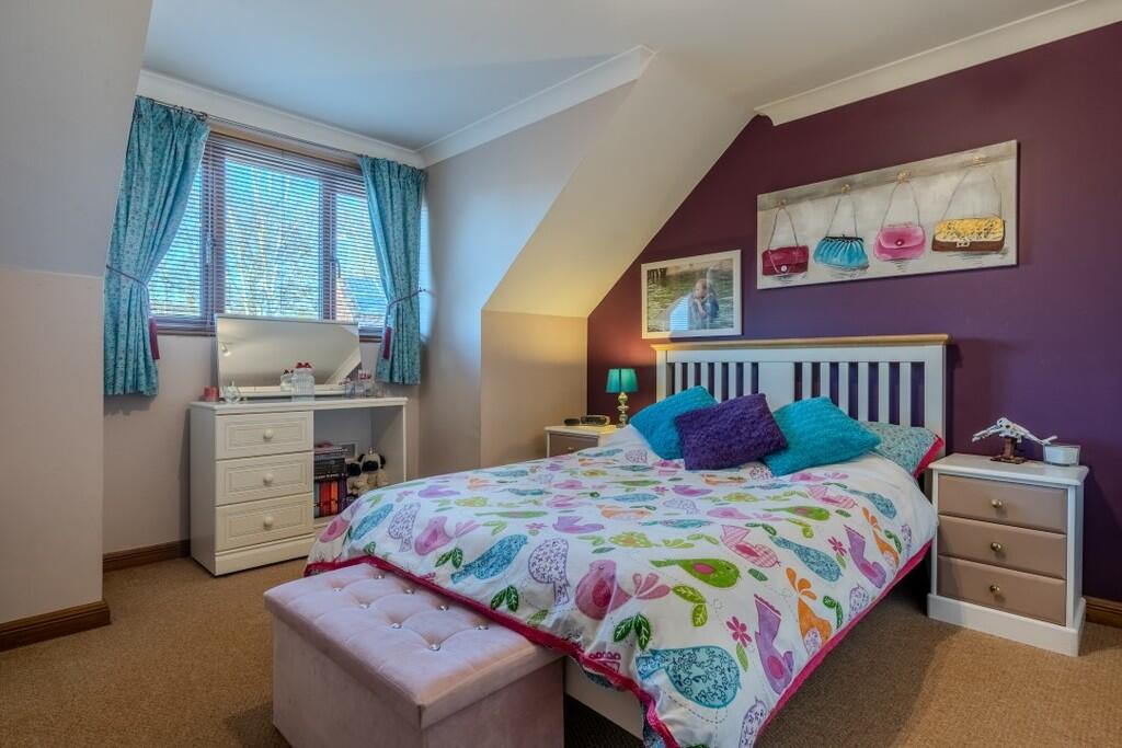 IQ_00195-HDR