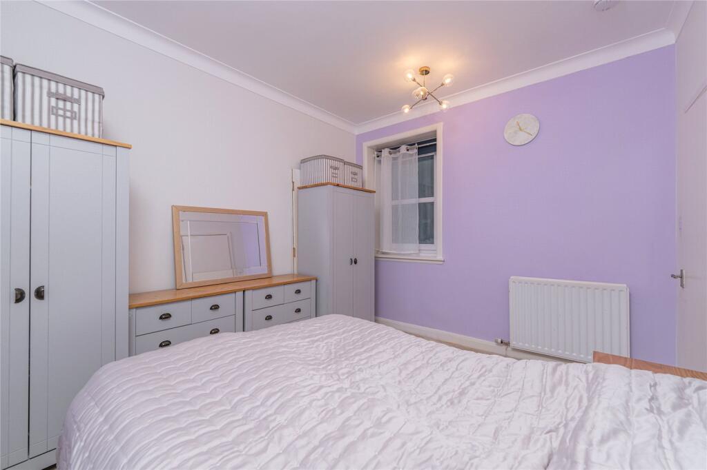 Bedroom 1 Alt