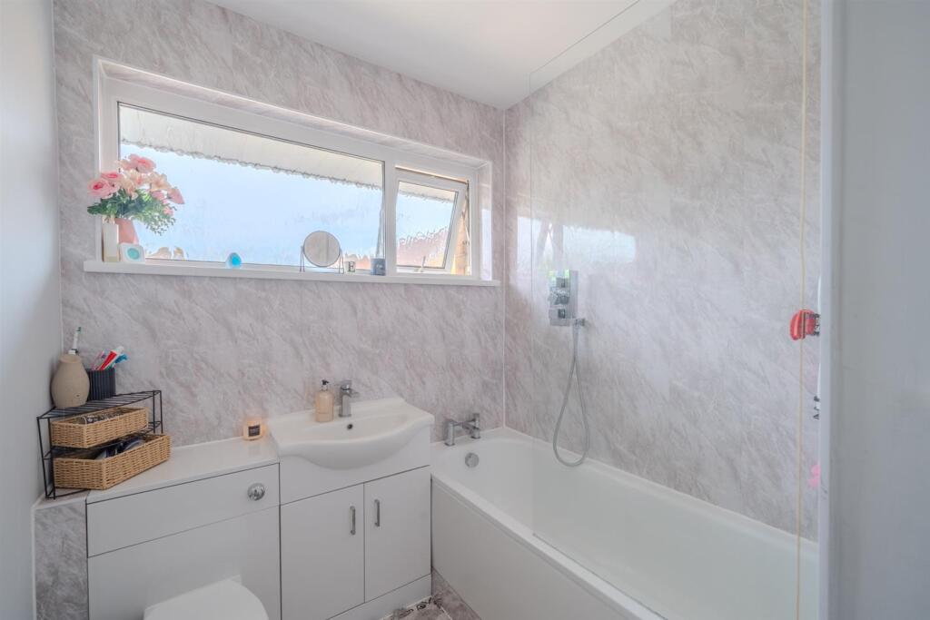 2 Stokes Drive-6.jpg