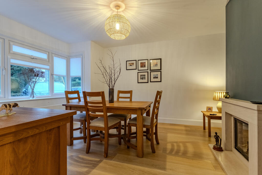 Dining Room Bed 2